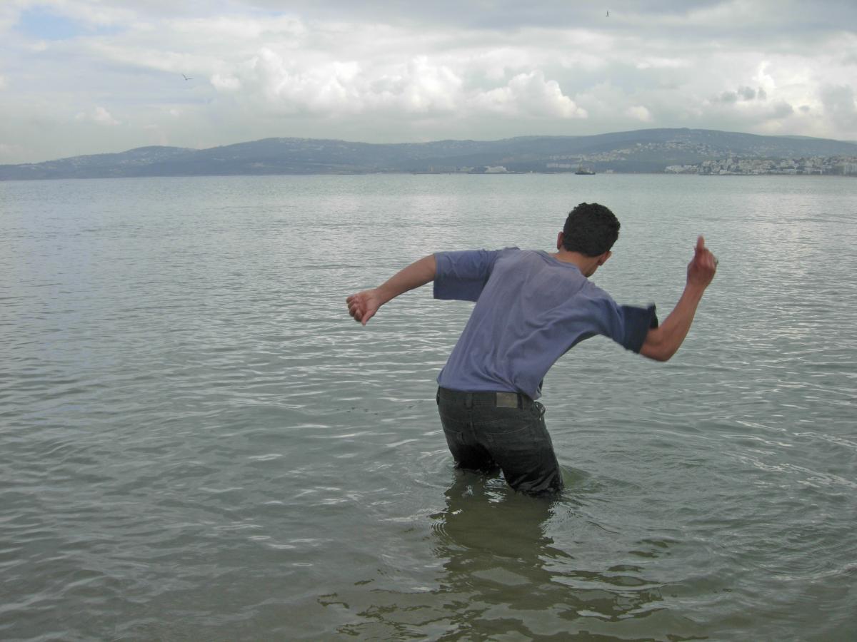 (3) Making of Francis Alÿs, Children’s Game #2: Ricochets (2007] | Tangier, Morocco [Photo by the artist]