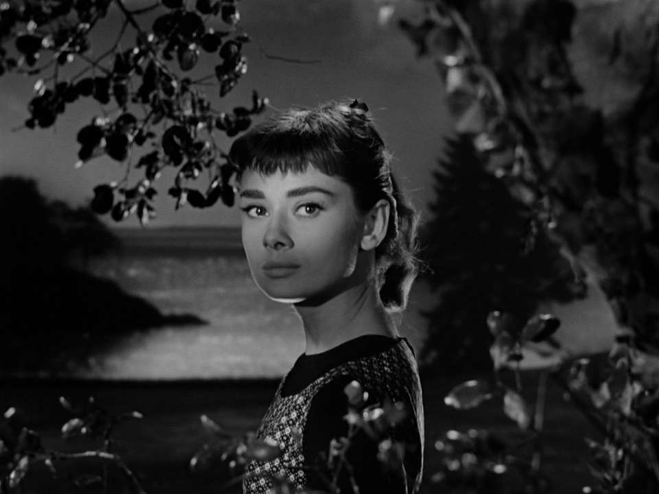 (1) Audrey Hepburn in Sabrina (Billy Wilder, 1954)